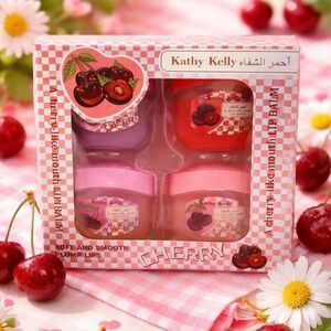💕Kathy Kelly Cherry Lip Balm Set – NEW